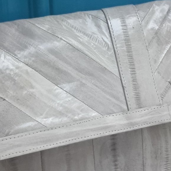 Softest Leather Vintage Handbag Purse Clutch with Strap Genuine Eelskin Bag - Picture 4 of 16